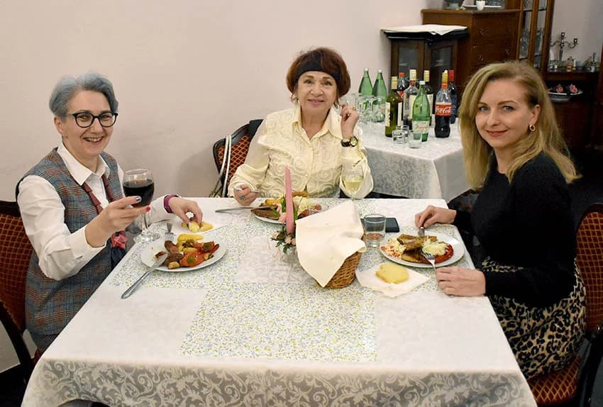 ODRŽANA SVETOVSKA AKADEMIJA U POŽEGI: Predavanje o ikonama u Pravoslavnoj Crkvi