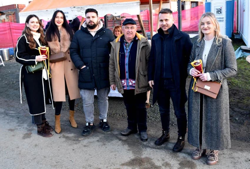 UZ ŠIMU JOVANOVCA I ŽETEOCE PROSLAVLJENO VINCELOVO U VETOVU: U slast ʼplanuloʼ 500 litara graha