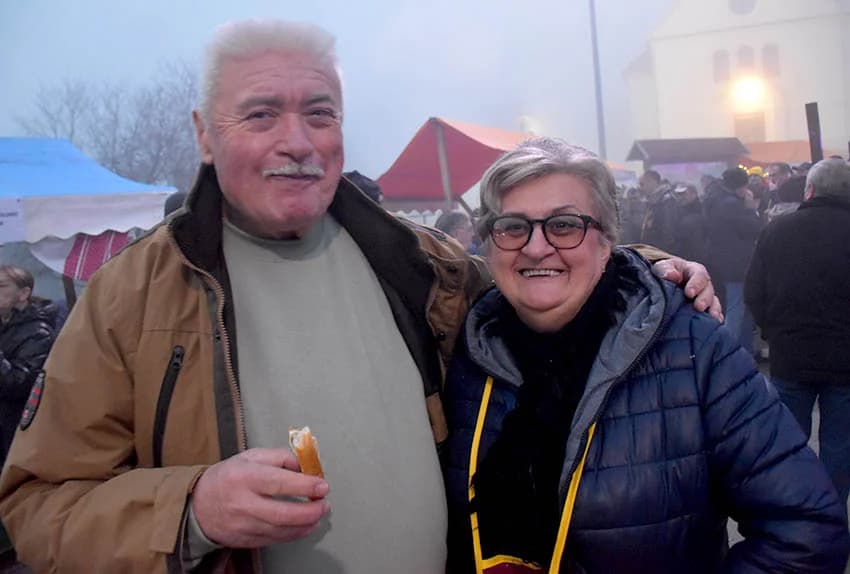 UZ ŠIMU JOVANOVCA I ŽETEOCE PROSLAVLJENO VINCELOVO U VETOVU: U slast ʼplanuloʼ 500 litara graha
