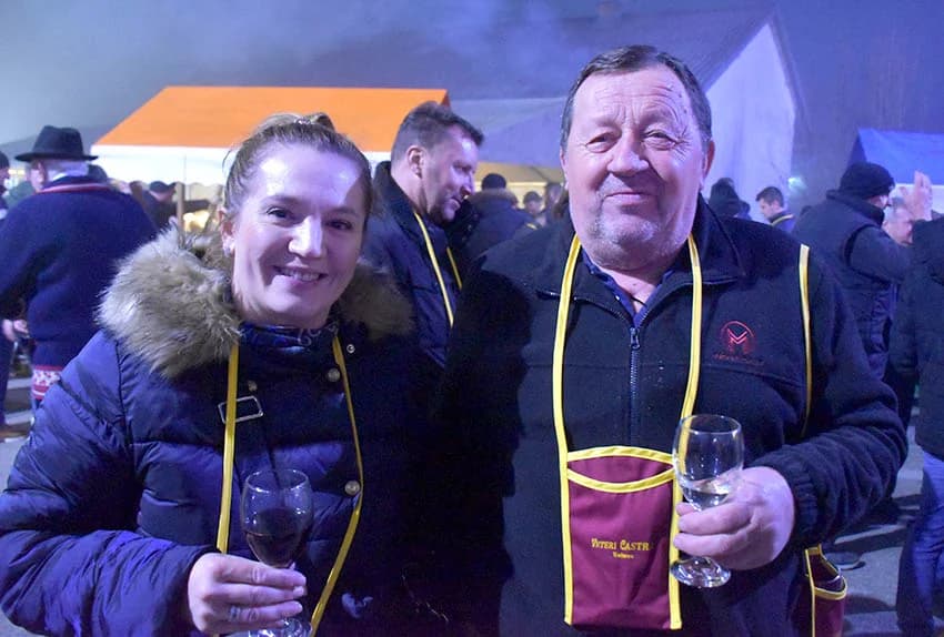 UZ ŠIMU JOVANOVCA I ŽETEOCE PROSLAVLJENO VINCELOVO U VETOVU: U slast ʼplanuloʼ 500 litara graha