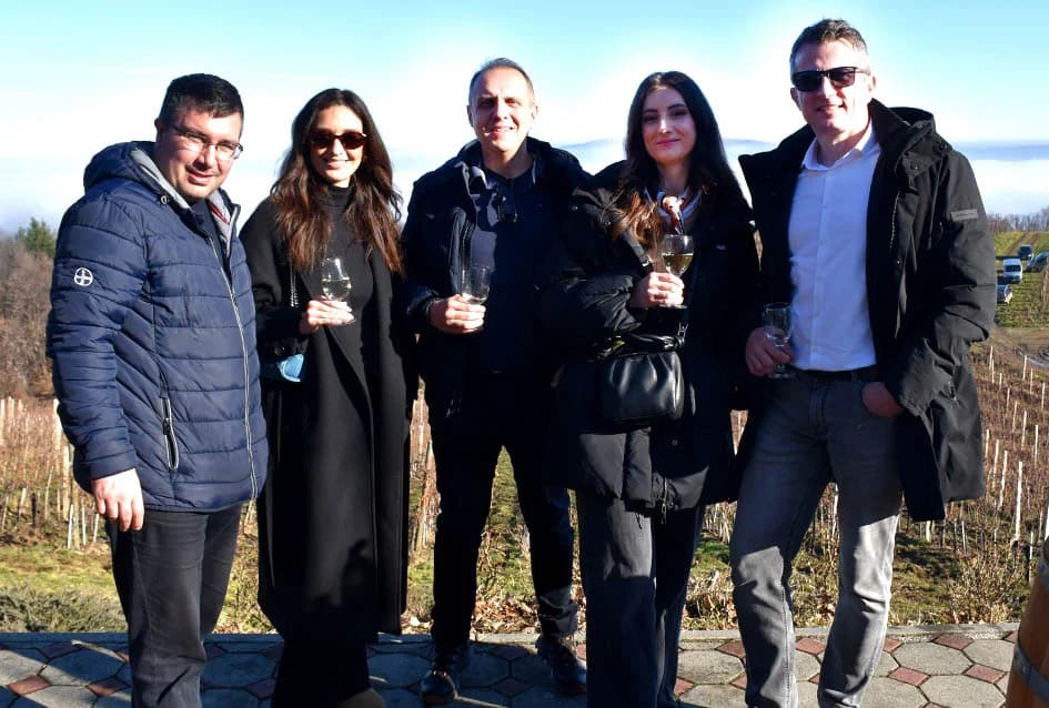 Na Starcu obilježili Vincelovo uz blagoslov vinove loze, pjesmu i druženje