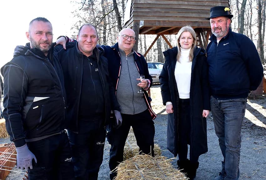 Na Starcu obilježili Vincelovo uz blagoslov vinove loze, pjesmu i druženje