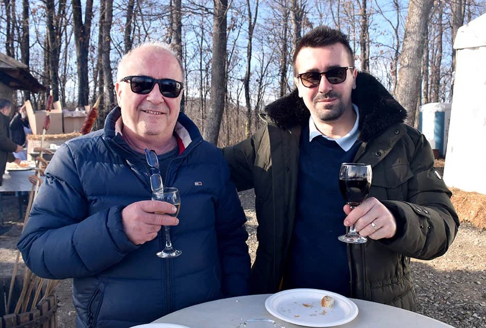 Na Starcu obilježili Vincelovo uz blagoslov vinove loze, pjesmu i druženje