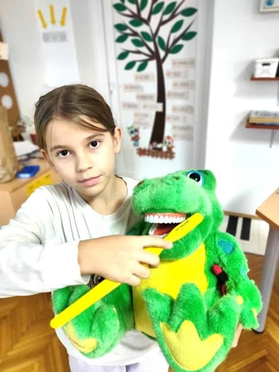 ČAGLINSKA OSNOVNA ŠKOLA: Upoznali učenike sa zdravljem zubi