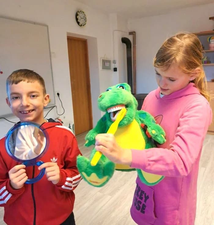 ČAGLINSKA OSNOVNA ŠKOLA: Upoznali učenike sa zdravljem zubi