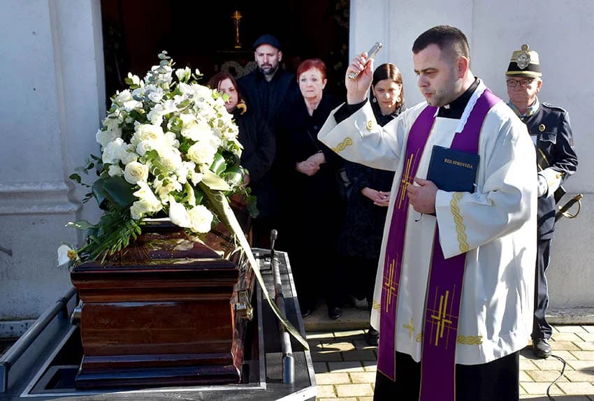 Požega se dostojanstveno oprostila od svoga Ćire