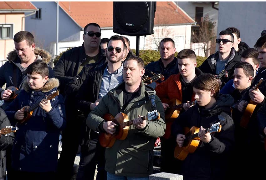 Požega se dostojanstveno oprostila od svoga Ćire