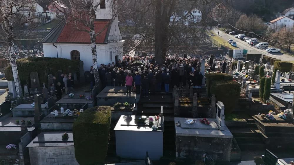 Požega se dostojanstveno oprostila od svoga Ćire