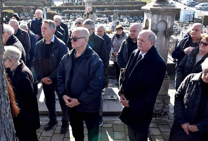 Požega se dostojanstveno oprostila od svoga Ćire