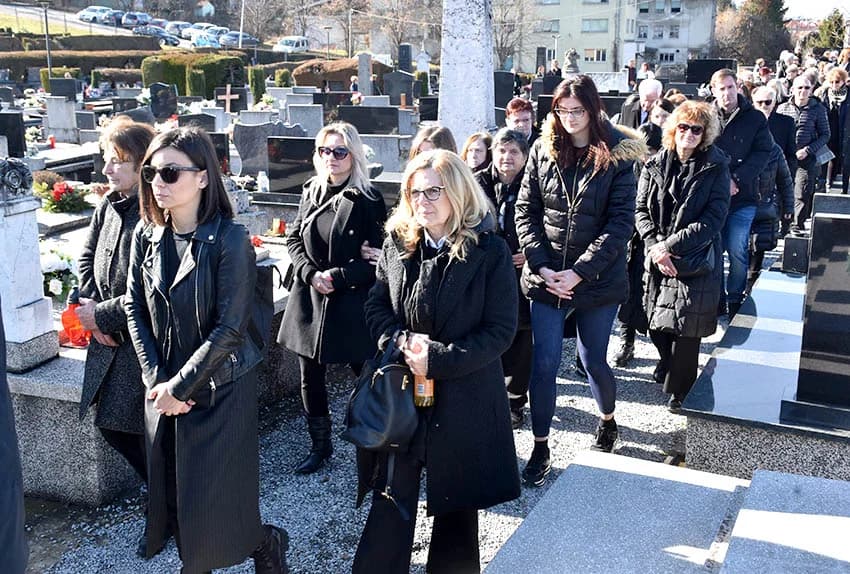 Požega se dostojanstveno oprostila od svoga Ćire
