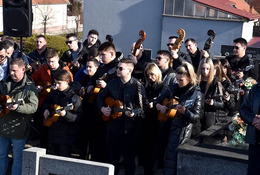 Požega se dostojanstveno oprostila od svoga Ćire