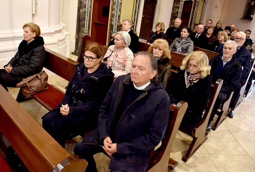 Požega se dostojanstveno oprostila od svoga Ćire