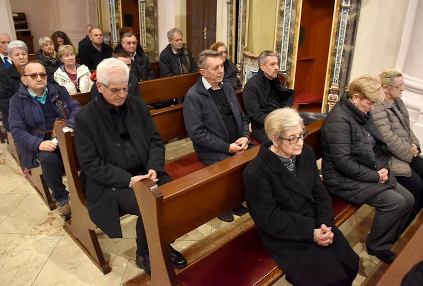 Požega se dostojanstveno oprostila od svoga Ćire