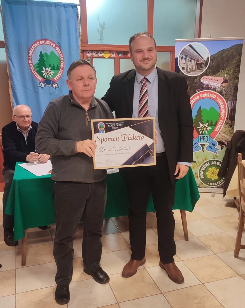 Četvero planinara Sokolovca primilo društvena priznanja