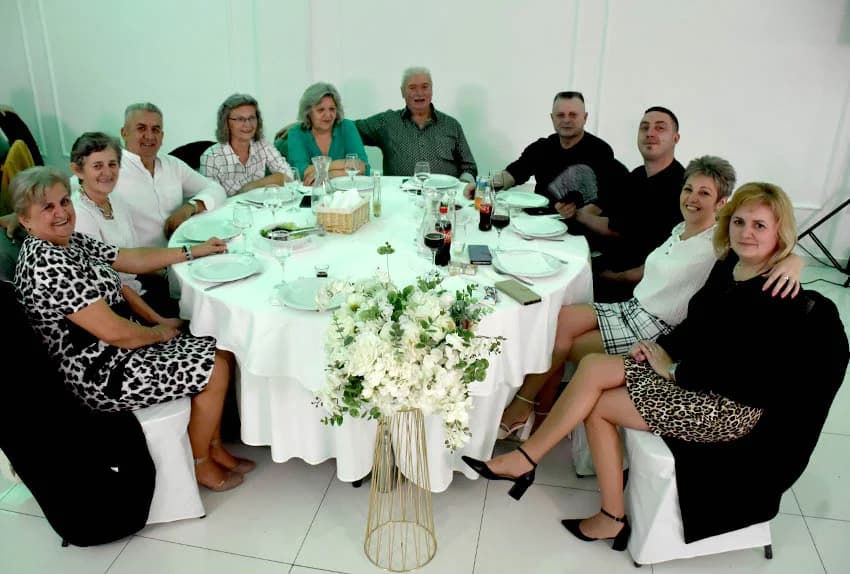 TRAICIONALNA MARINJSKA ZABAVA U POŽEŠKOJ GLORIJI: Ruže za Marije iz Požege, Nove Kapele i Oriovca
