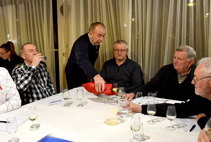 Ocjenjene mane i vrline 13 vina