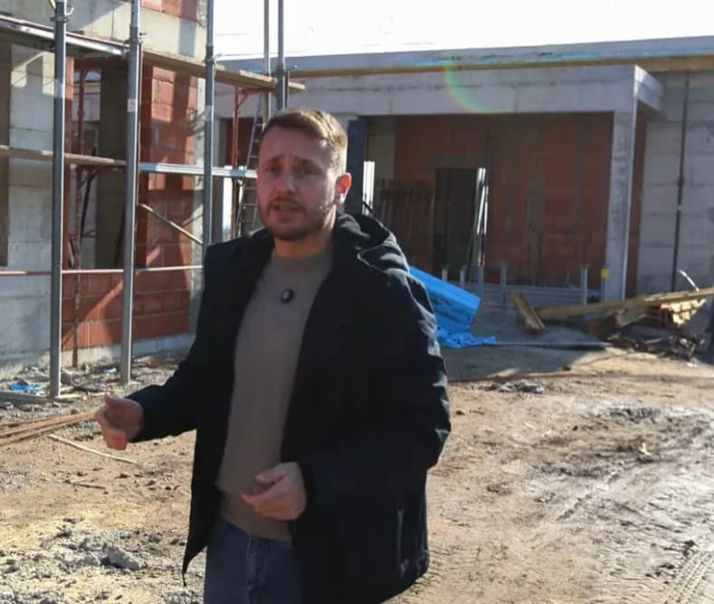 (VIDEO) RAZGOVOR S POVODOM: Gradonačelnik Budimir u Vetovu na gradilištu novog Dječjeg vrtića