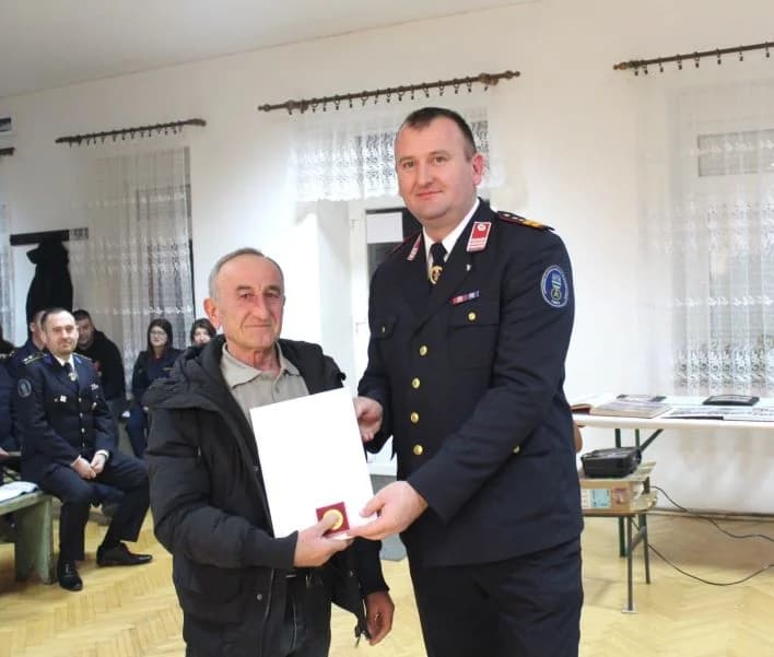 ODRŽANA GODIŠNJA SKUPŠTINA BUČKIH VATROGASACA: Osobita pozornost posvećena radu s mladima i osposobljavanju članova