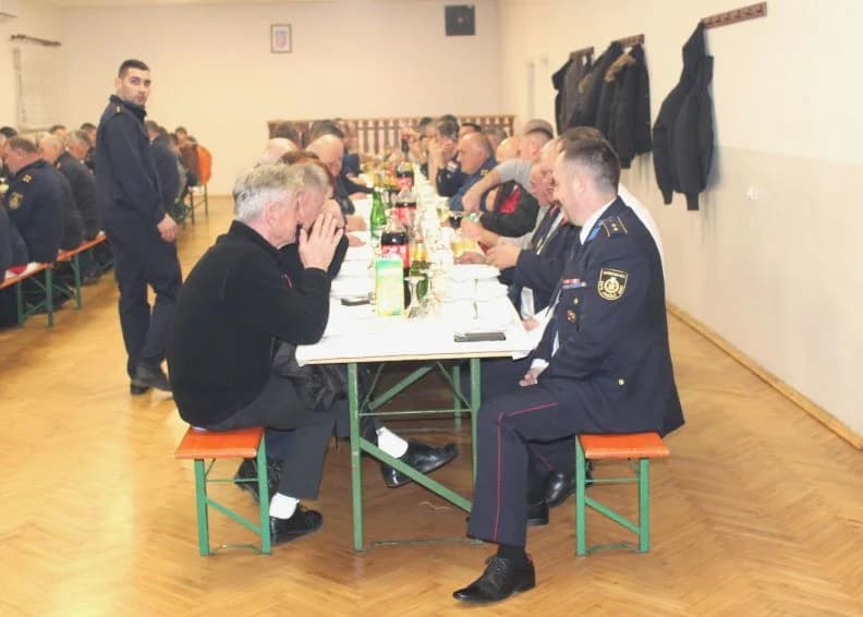ODRŽANA GODIŠNJA SKUPŠTINA BUČKIH VATROGASACA: Osobita pozornost posvećena radu s mladima i osposobljavanju članova
