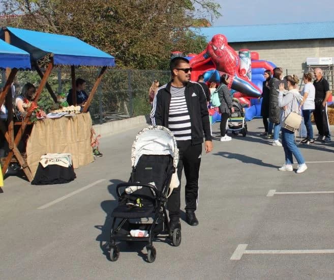 Na Gradskoj tržnici u Pleternici održane manifestacije Jesenski sajam i 16. Kestenijada /FOTO/