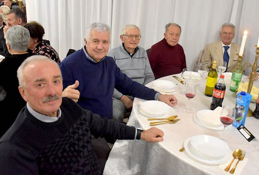 Popularni Ivan Štivić i Paori razveselili brojne vetovačke lovce  i njihove goste