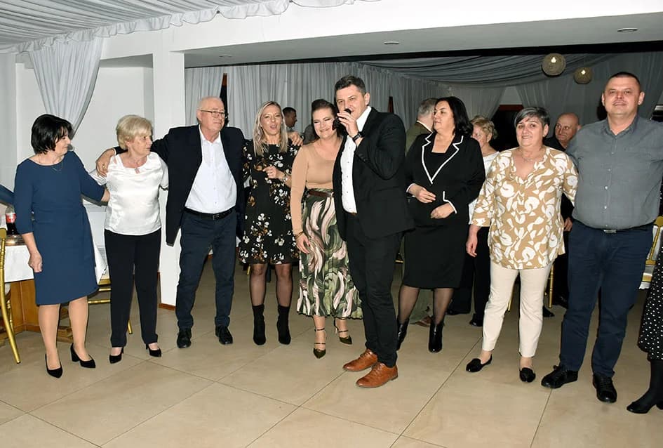 Popularni Ivan Štivić i Paori razveselili brojne vetovačke lovce  i njihove goste