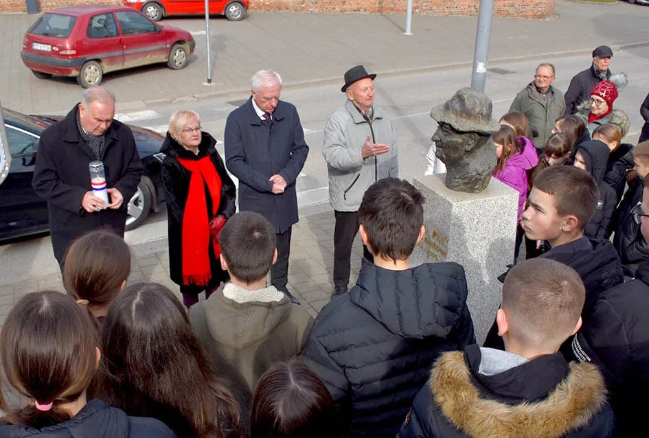 OBILJEŽENA 102. OBLJETNICA ROĐENJA AKADEMIKA MATKA PEIĆA: ʼNjegov rad nadahnjuje i sadašnje generacijeʼ