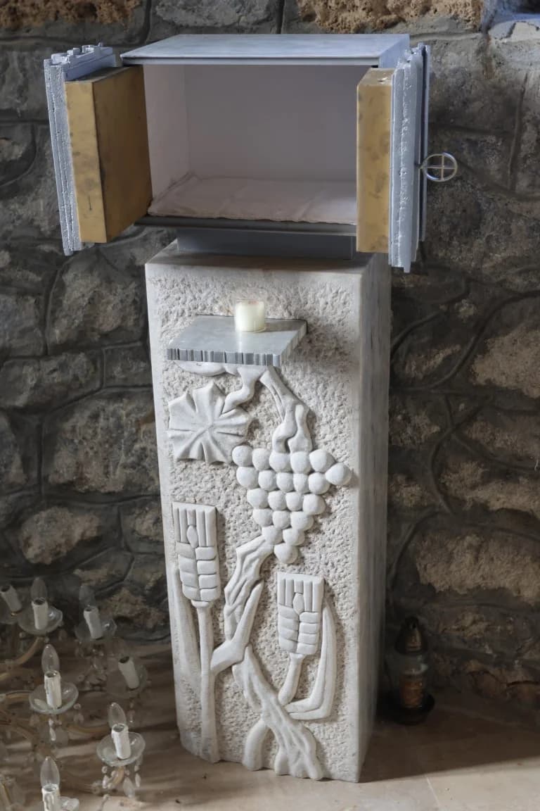 Trsovi koji spajaju: Kotorvarošani naseljeni u kutjevačkom kraju sa danas svojim gradonačelnikom Josipom Budimirom posadili lozu u rodnoj grudi!