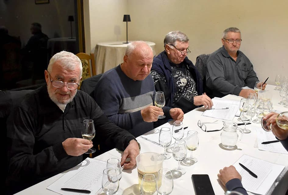 Uz graševine ocjenjivali i pinoe sive