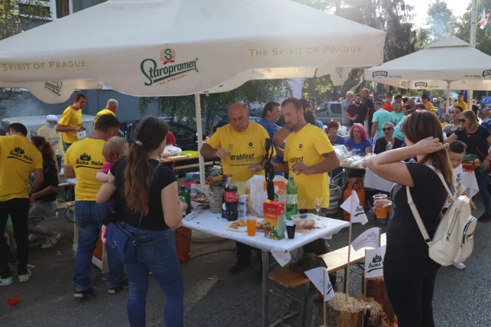 /FOTOGALERIJA/ Ekipa iz Rajsavca dominirala na 14. sajmu Slavonski banovac u Pakracu