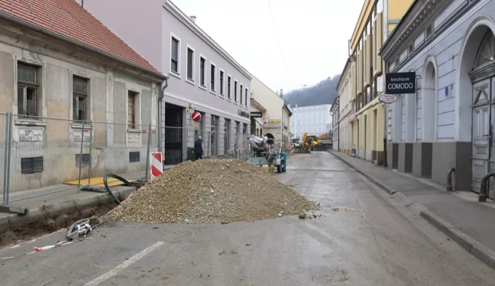 (VIDEO) U kojoj su fazi radovi na izgradnji vodovodne mreže u Ulici Matice Hrvatske...pogledajte u slijedećem prilogu