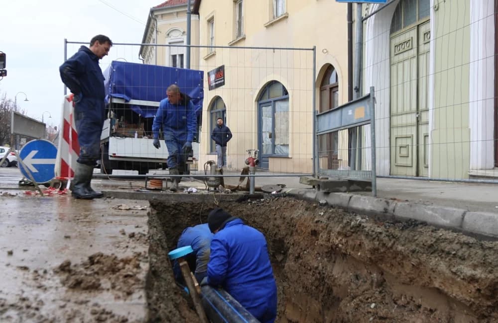 (VIDEO) U kojoj su fazi radovi na izgradnji vodovodne mreže u Ulici Matice Hrvatske...pogledajte u slijedećem prilogu