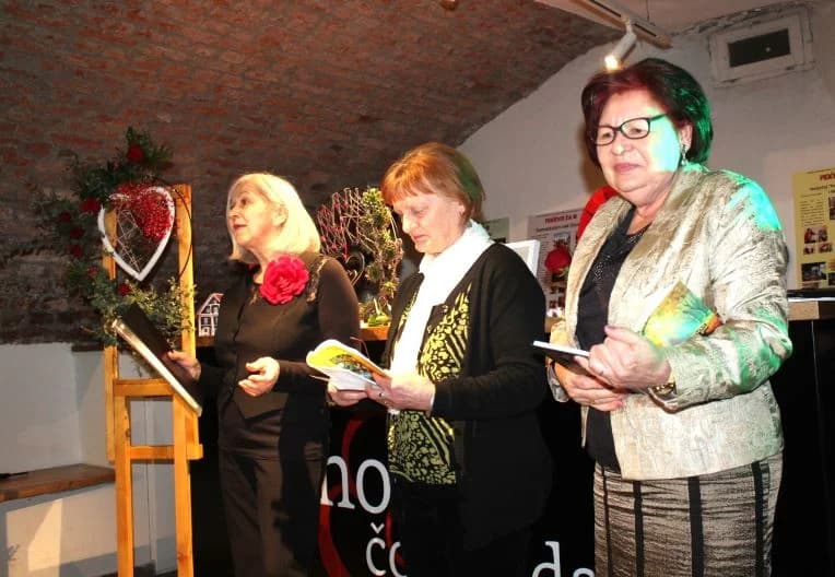 Održana večer poezije „Peićevci za 10“ i poezije Matka Peića