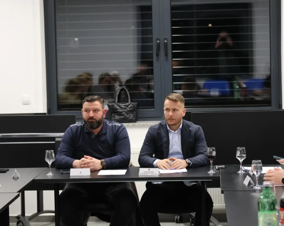 Ležerna sjednica Gradskog vijeća Kutjeva na kojoj su prihvaćene sve odluke i izvješća o radu gradskih ustanova i tvrtki