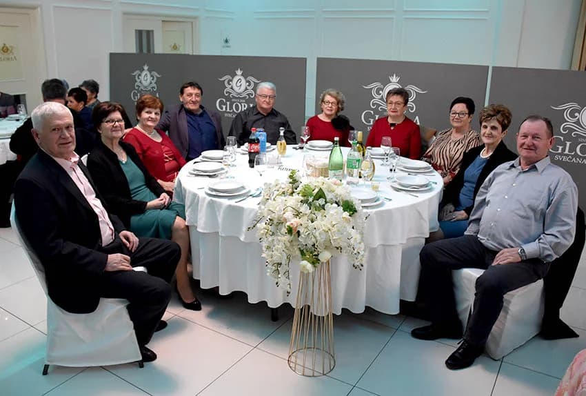 Valentinovska zabava okupila više od 280 umirovljenih