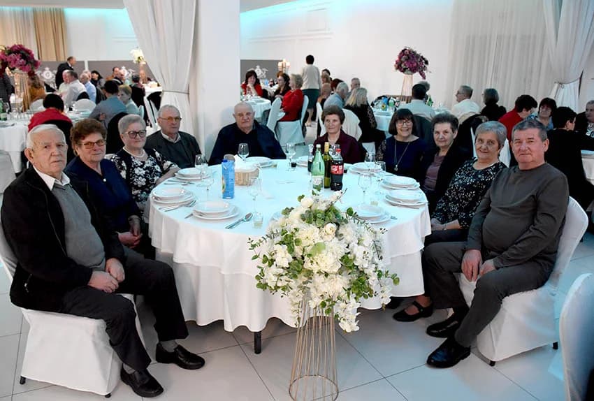 Valentinovska zabava okupila više od 280 umirovljenih