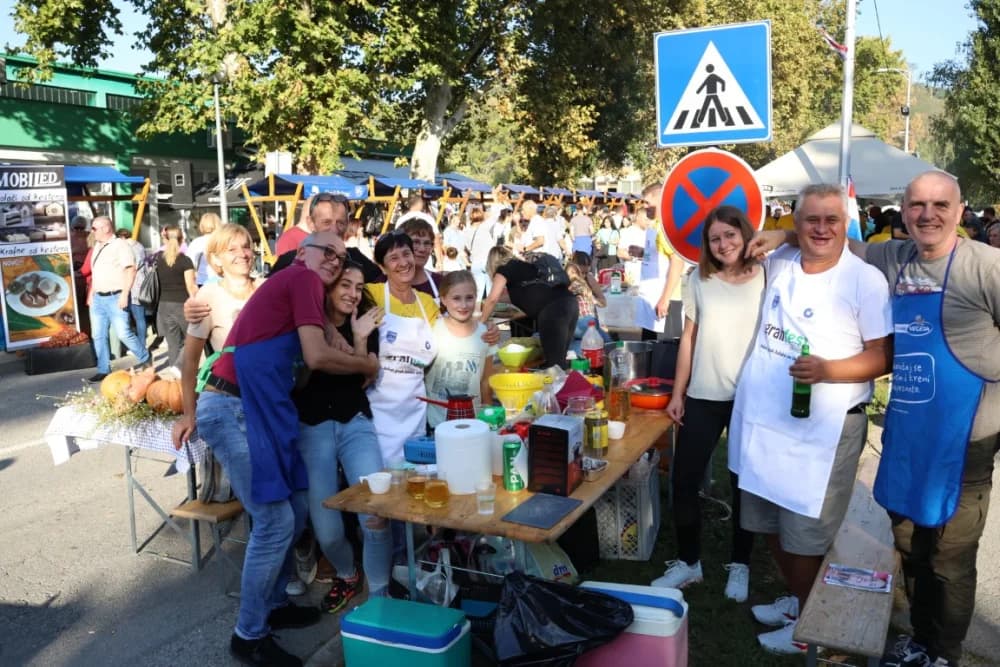 /FOTOGALERIJA/ Ekipa iz Rajsavca dominirala na 14. sajmu Slavonski banovac u Pakracu