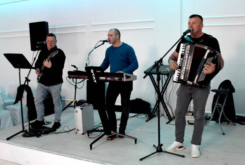 Valentinovska zabava okupila više od 280 umirovljenih
