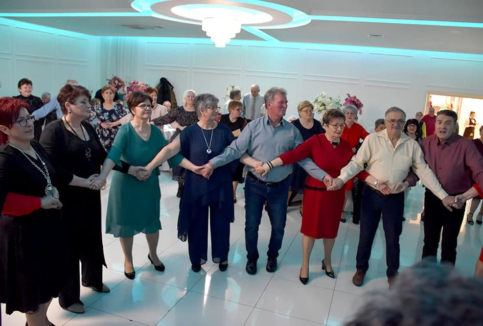 Valentinovska zabava okupila više od 280 umirovljenih