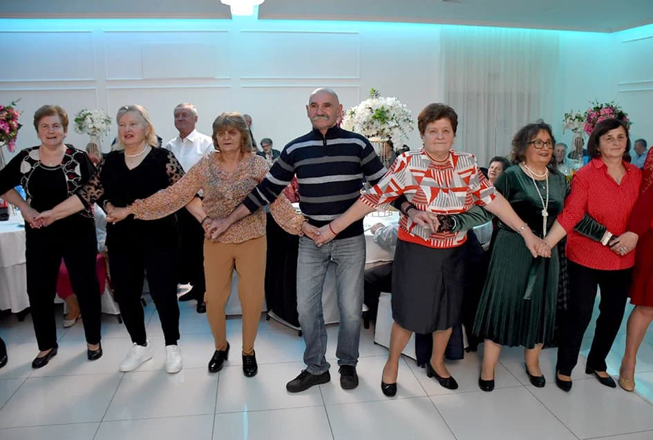 Valentinovska zabava okupila više od 280 umirovljenih
