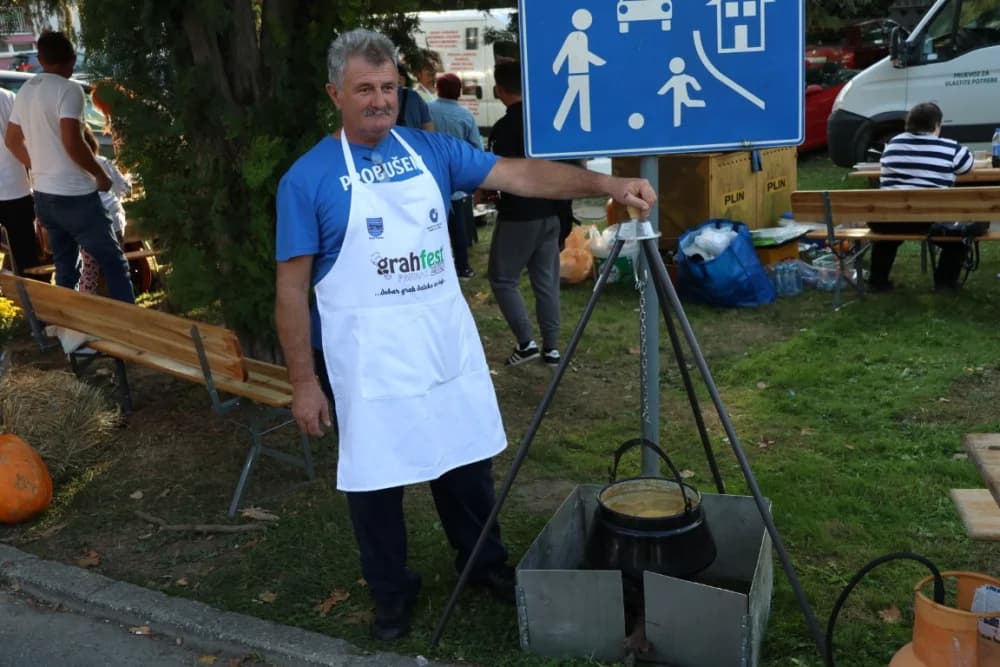 /FOTOGALERIJA/ Ekipa iz Rajsavca dominirala na 14. sajmu Slavonski banovac u Pakracu