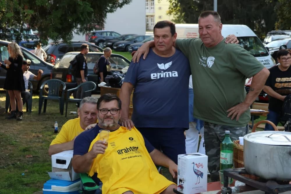 /FOTOGALERIJA/ Ekipa iz Rajsavca dominirala na 14. sajmu Slavonski banovac u Pakracu