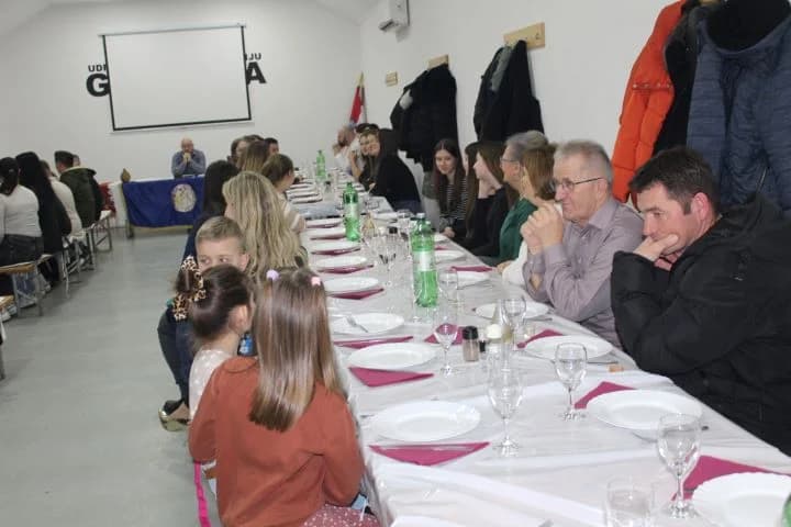 ODRŽANA SKUPŠTINA PLETERNIČKIH FOLKLORAŠA: Zadnjih godina povećanje brojnosti članstva
