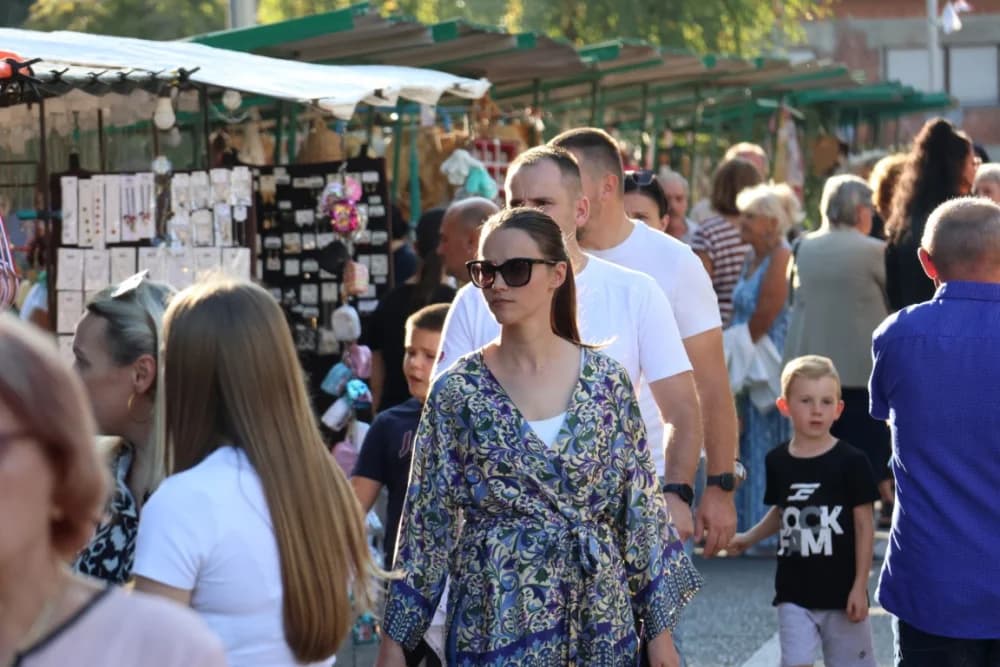 /FOTOGALERIJA/ Ekipa iz Rajsavca dominirala na 14. sajmu Slavonski banovac u Pakracu