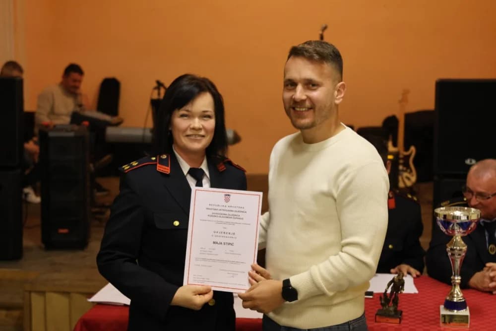 Bekteški vatrogasci uz brojne aktivnosti najponsniji na uspješno pronađenu nestalu sumještanku