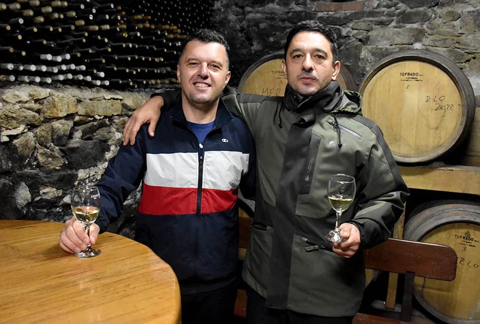 Završena rezidba u vinogradu kutjevačke obitelji Mihalj