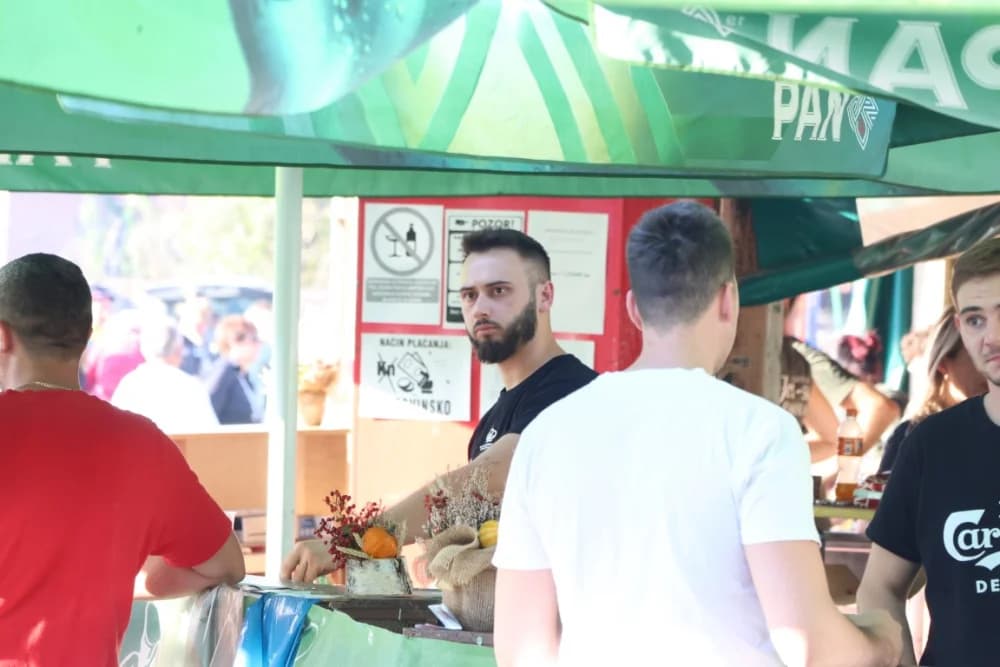 /FOTOGALERIJA/ Ekipa iz Rajsavca dominirala na 14. sajmu Slavonski banovac u Pakracu