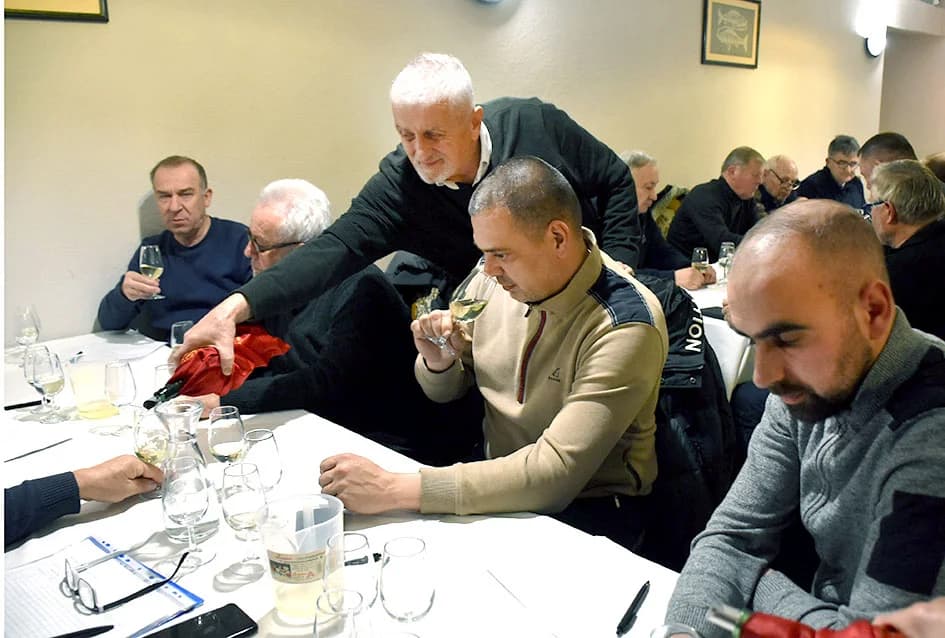 ZIMSKA ŠKOLA UDRUGE VINO-KAP IZ KAPTOLA: Ocjenjivanje ulazi u završnicu, slijedi finale