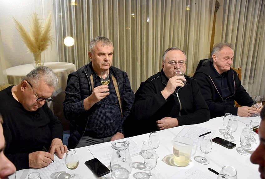 ZIMSKA ŠKOLA UDRUGE VINO-KAP IZ KAPTOLA: Ocjenjivanje ulazi u završnicu, slijedi finale