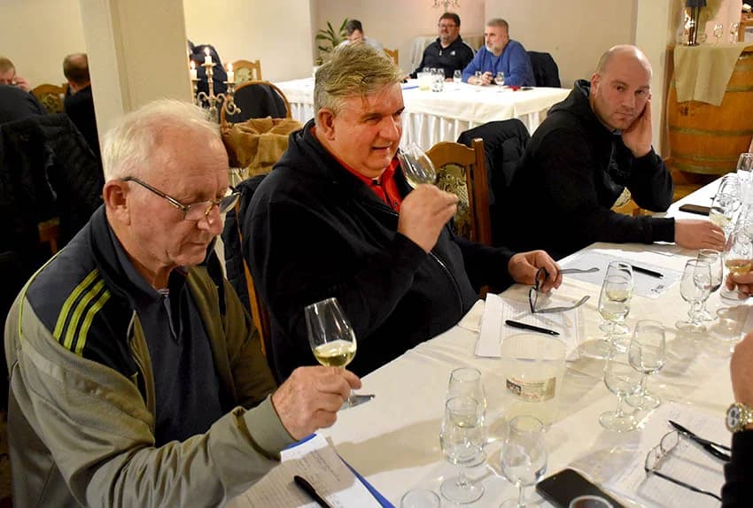 ZIMSKA ŠKOLA UDRUGE VINO-KAP IZ KAPTOLA: Ocjenjivanje ulazi u završnicu, slijedi finale